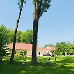 Maison Au Bout Du Chemin