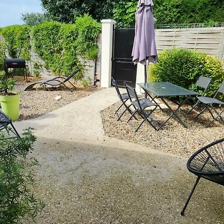 Semesterbostad Maison Au Bout Du Chemin *