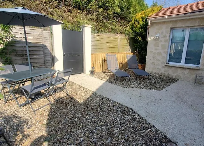 Maison Au Bout Du Chemin Holiday home