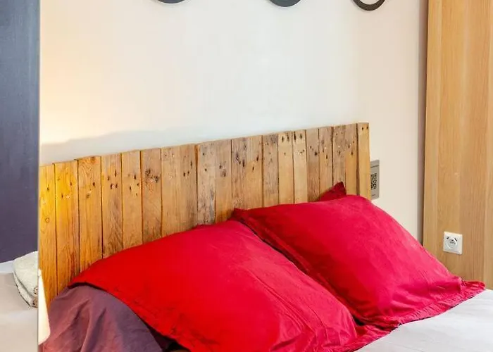 Maison Au Bout Du Chemin Holiday home *